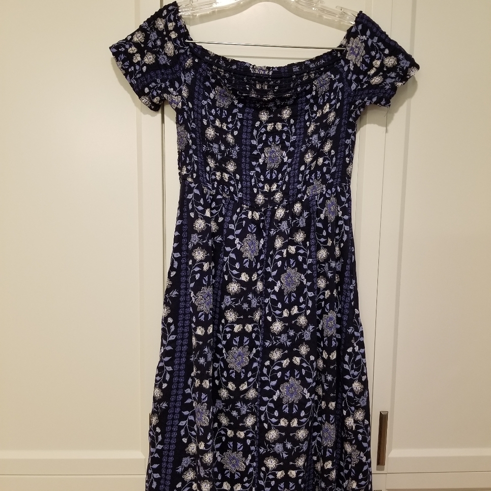 Old Navy smocked midi dress